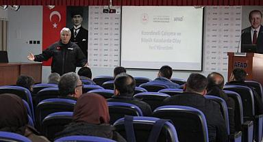 Afyonkarahisar İl AFAD, büyük trafik kazalarında koordineli çalışma ve olay yeri yönetimi eğitimi düzenledi.
