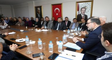 AK Parti İl Başkanı Saygılı, Kemalpaşa'da partililerle buluştu