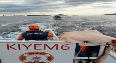 Bodrum açıklarında sürüklenen teknedeki 1 kişi kurtarıldı