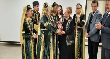 Cengiz Aytmatov, doğumunun 95. yılında İzmir'de anıldı