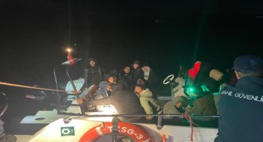 Datça açıklarında 86 düzensiz göçmen kurtarıldı