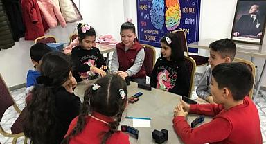 Dinar'da Akıl Zeka Oyunları Eğitimine Yoğun İlgi