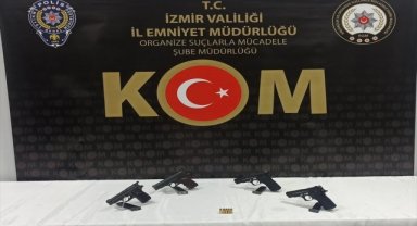 İzmir'de suç örgütüne yönelik operasyonda 9 kişi yakalandı