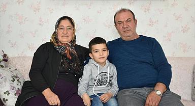 Kayseri'deki terör saldırısında şehit olan evlatlarının acısı yüreklerinde dinmiyor