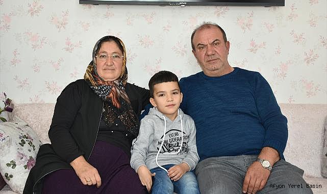 Kayseri'deki terör saldırısında şehit olan evlatlarının acısı yüreklerinde dinmiyor