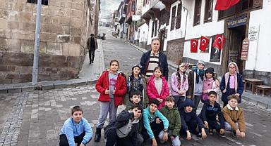 ÖĞRENCİLER MEVLEVİ MÜZESİ’Nİ GEZDİLER