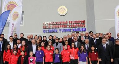 SPORA DEV YATIRIM ´OLİMPİK YÜZME HAVUZU´ AÇILDI