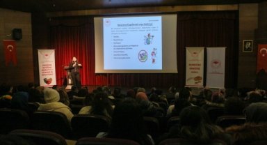 Uşak'ta "gıda güvenirliği" ve "gıda zehirlenmeleri" eğitimi düzenlendi