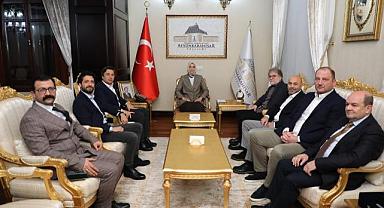 Vali Yiğitbaşı Gazeteciler ile Bir Araya Geldi