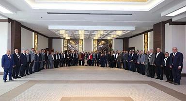 Burhanettin Çoban'ın Afyonkarahisar için adaylık sinyali vermesi şehirde heyecan yarattı