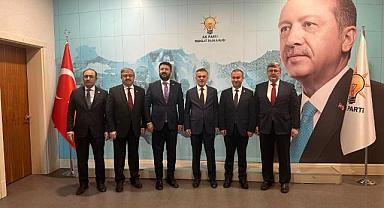 Genel Başkan Yardımcısı ve parti yetkilileriyle stratejik bir toplantı düzenledi