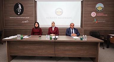 İscehisar Mermer İhtisas Organize Sanayi Bölgesi Müteşebbis Heyet Toplantısı Vali Yiğitbaşı Başkanlığında Yapıldı