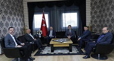 MHP heyeti Afyonkarahisar Belediye Başkanı'yla bir araya geldi