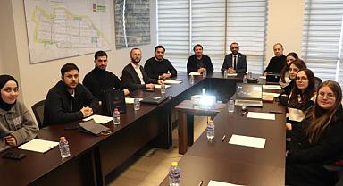ÜNİVERSİTE ÖĞRENCİLERİ, ATSO’YU ZİYARET ETTİ