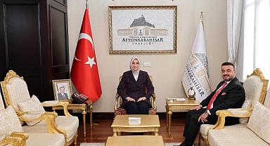 Vali, Afyon'da Ekonomi ve İş Dünyasıyla Toplantı Gerçekleştirdi