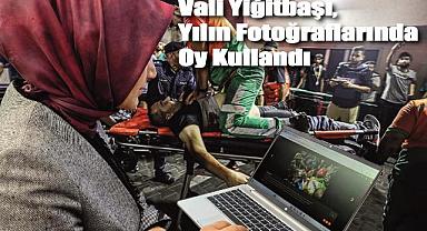 Vali Yiğitbaşı, Yılın Fotoğraflarında Oy Kullandı