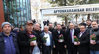 ZEYBEK BAŞKAN CUMHURİYET MAHALLESİ'Nİ ZİYARET ETTİ