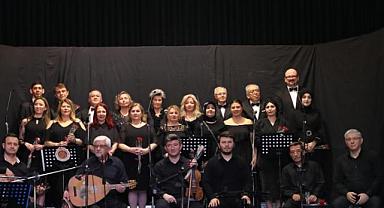 Afyonkarahisar Belediyesi, Türk Sanat Müziği ile unutulmaz bir gece yaşattı.