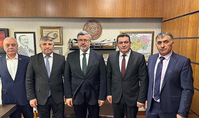 AK Parti siyasi ve yerel yönetim temsilcilerini ağırladı