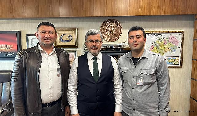 Ali Özkaya, köy muhtarı Abdullah Karabulut’u TBMM'de ağırladı