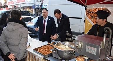 ALPER YAĞCI HEM KANDİL HEM DE DEPREMZEDELER İÇİN LOKMA DAĞITTI