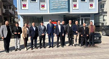 Alper Yağcı'nın Emekli Vaadi: Belediye Tesislerinde Çay Sadece 1 TL!