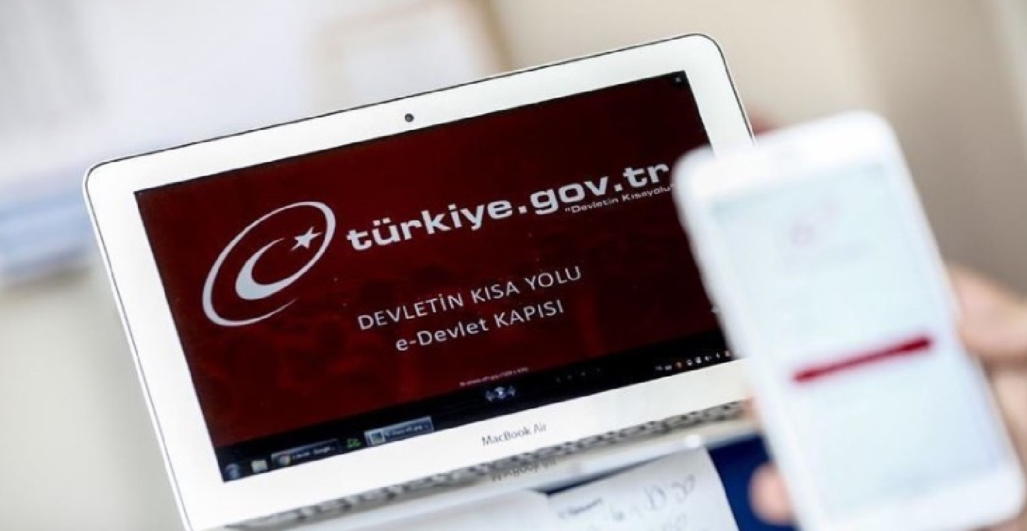 E-Devlet'e giren emeklinin ağzı açık kaldı! Maaşlarda dumur eden detay