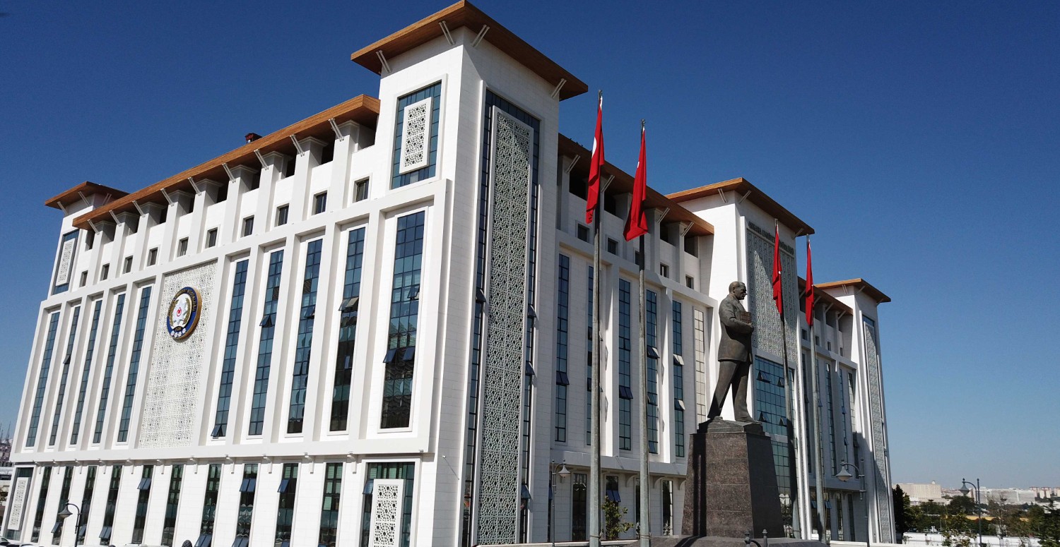 Emniyet Genel Müdürlüğü KPSS'siz personel alımını duyurdu! Bu şartlar yeterli olacak
