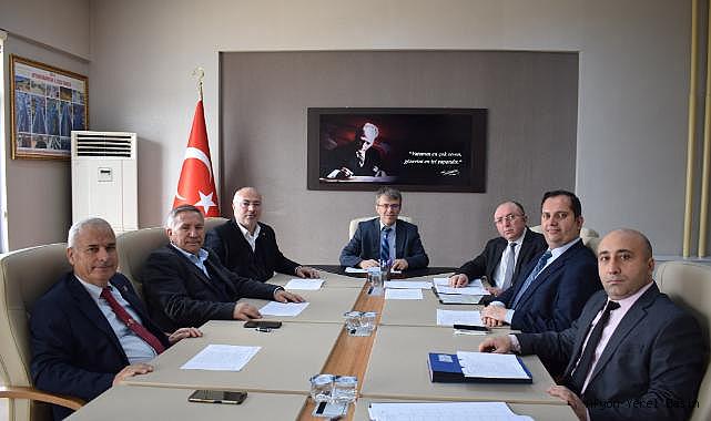 Encümen Toplantısı Kararlarını Açıklamaya Hazırlanıyor.