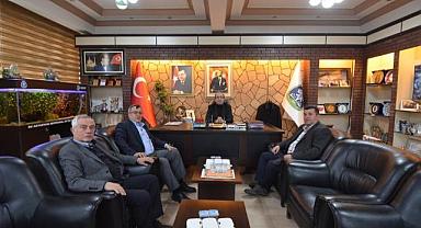 İbrahim Özer ve parti yönetim kurulu Mustafa Çöl’ü makamında ziyaret etti 