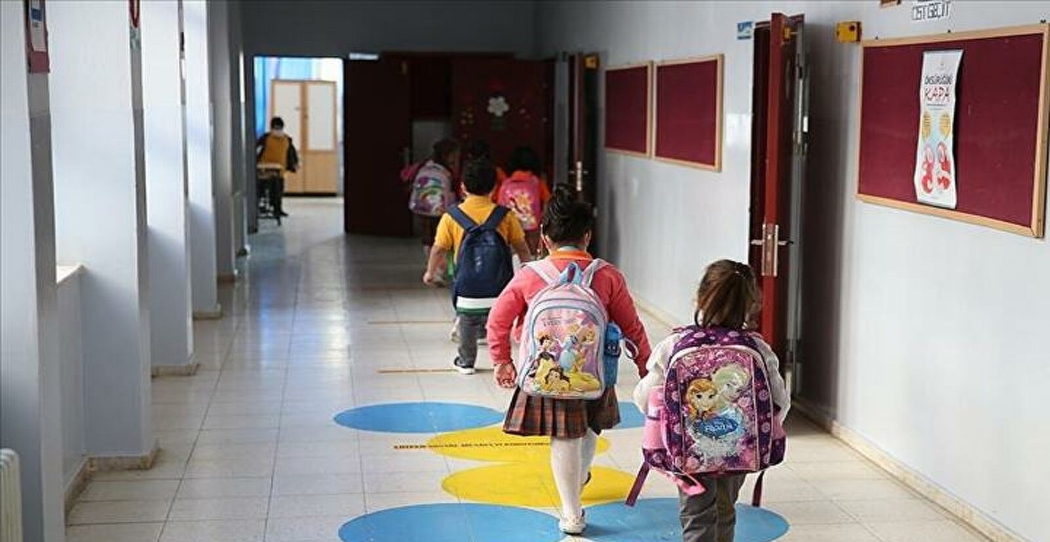 İlkokul, ortaokul, lise öğrencilerine 3 günlük tatil sürprizi! Velilerin tadı kaçacak