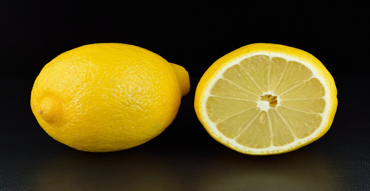 Limonu tuza batırıp odanıza koyun! Uyandığınızda o sorun ortadan kalkmış olacak