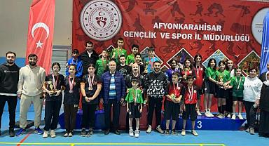 Masa Tenisi Yıldızlar Kulüp müsabakaları sona erdi