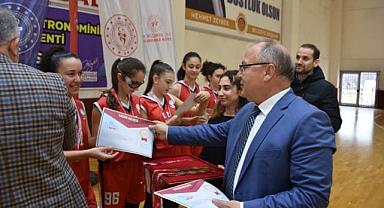Okul Sporları Basketbol Yıldızlar Grup müsabakaları tamamlandı 