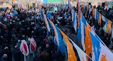 Sandıklı’da Ak Parti Belediye Başkan Adayı Adnan Öztaş’ın seçim bürosu açıldı 