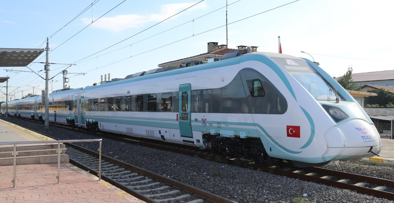 TCDD sınavsız personel alımını başlattı! İş arayanlara büyük fırsat geldi