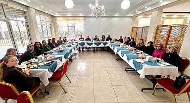8 Mart Dünya Kadınlar Günü'nde Devlet Su İşleri'ndeki kadın personeller özel etkinlikle onurlandırıldı.