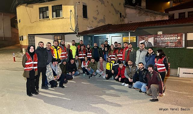 AFYON ANDA RAMAZAN GELMEDEN İNSANİ YARDIM İÇİN KOLLARI SIVADI