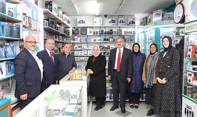 Afyonkarahisar'da AK Parti Milletvekili ve beraberindeki heyet yerel işletmeleri ziyaret etti.