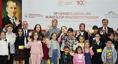 Afyonkarahisar'da Tip-1 Diyabetli Çocuklara Glikoz Ölçüm Cihazları Dağıtıldı