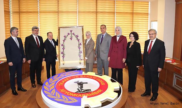 AİLE VE SOSYAL HİZMETLER BAKANI GÖKTAŞ, ATSO’DA KADIN GİRİŞİMCİLERE HİTAP ETTİ