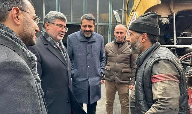 Ak Parti Afyonkarahisar Milletvekili Ali Özkaya, Esnaf Ziyaretinde Yerel Sektör Temsilcileriyle Buluştu