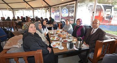 BAŞKAN DR. MUSTAFA ÇÖL’DEN KADINLAR GÜNÜ HEDİYESİ