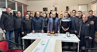 BELEDİYE PERSONELLERİNDEN BAŞKAN DR. MUSTAFA ÇÖL’E DOĞUM GÜNÜ SÜRPRİZİ