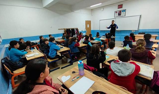 Düzağaç İlçesinde Okullarda Afet Farkındalığı Eğitimi Verildi
