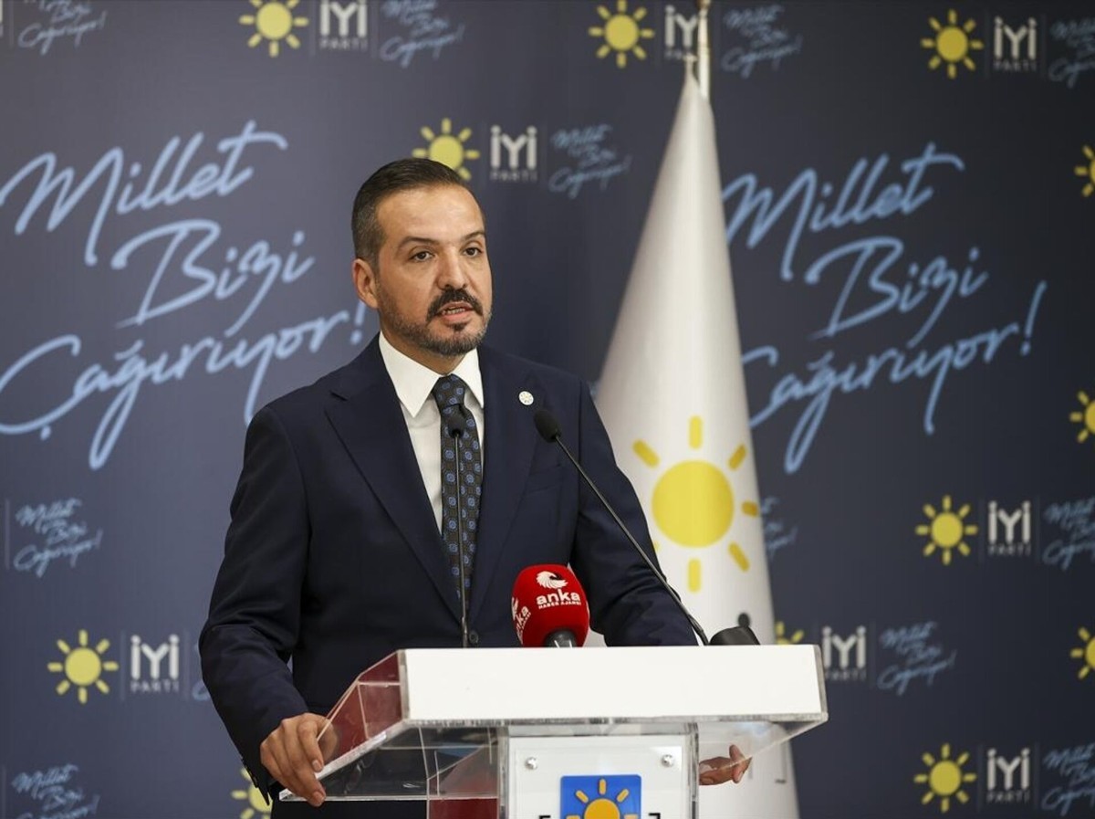 Emeklilerin dileği gerçek oluyor! En düşük emekli maaşına ayar