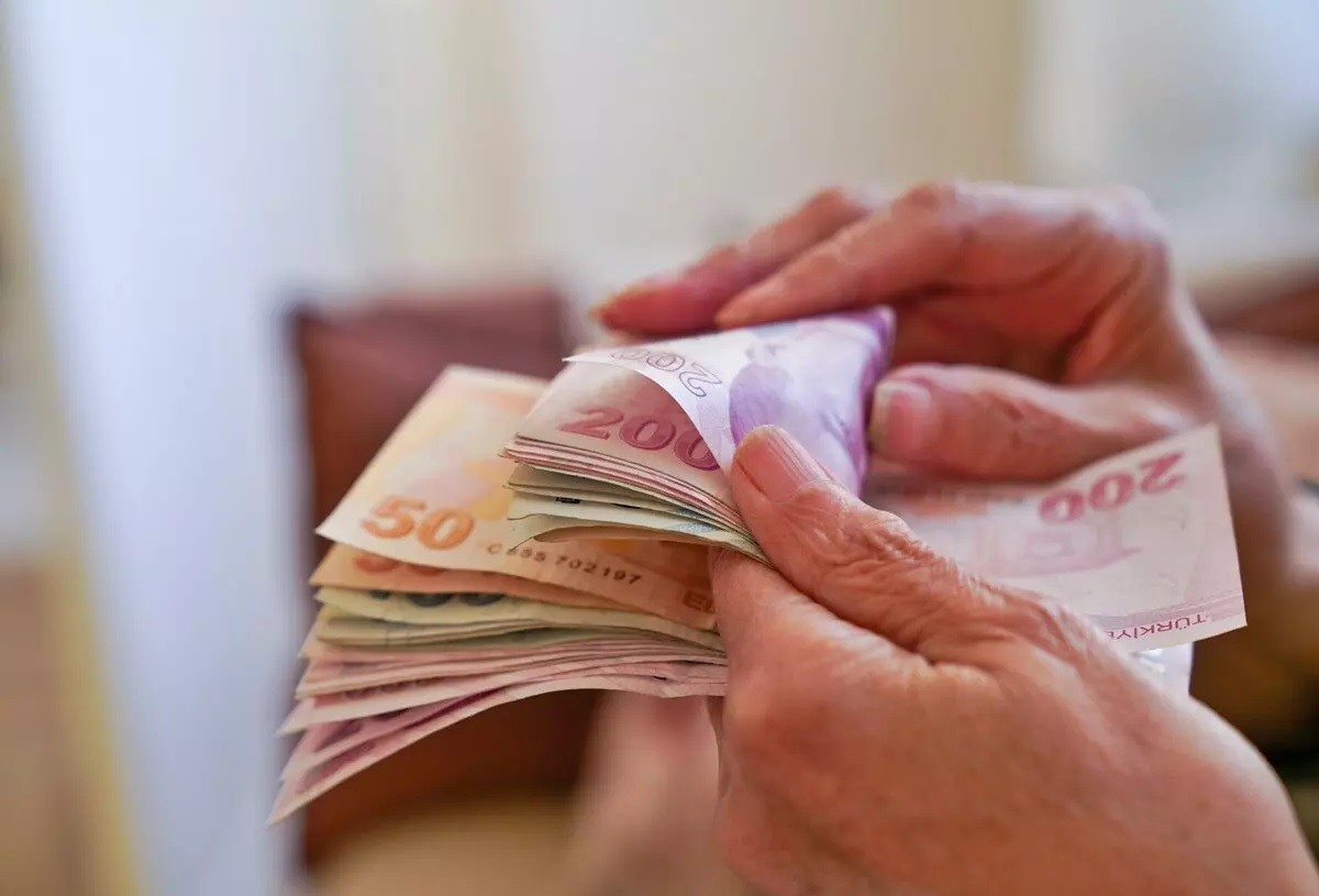 Emekliye dev zam geliyor