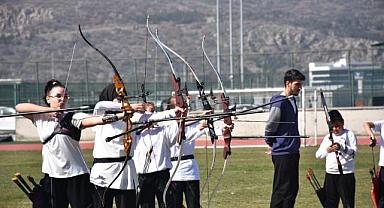 Geleneksel Türk Okçuluğu Müsabakaları, 102 sporcunun katılımıyla başladı