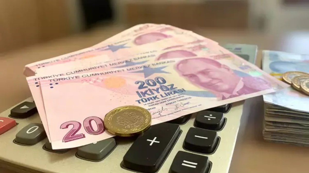 Kimliğiyle gelen emekliye tek seferlik 15.000 TL ikramiye gibi ödeme!