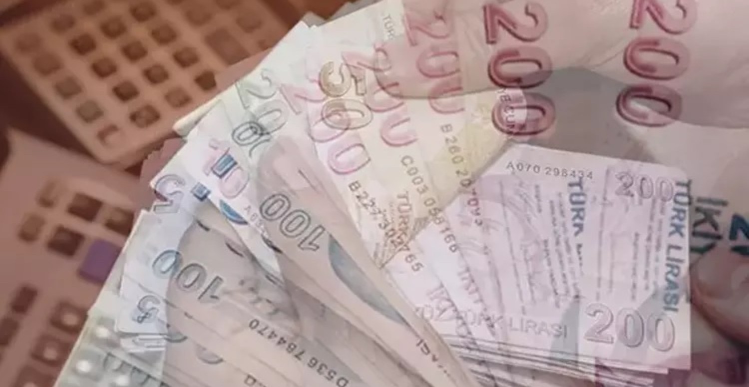 Listedeki emeklilere 4500 TL ikramiye sürprizi çıktı! SSK, Bağkur, Emekli Sandığı emeklileri dikkat!